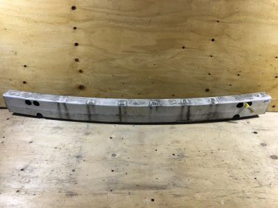 Лот: 18530659. Фото: 1. Усилитель бампера Toyota Harrier... Кузов