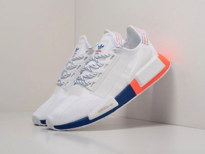 Лот: 18123199. Фото: 1. Кроссовки Adidas NMD R1 V2 (24517... Кеды, кроссовки, слипоны