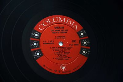 Лот: 12078715. Фото: 1. lp Les Brown and his band of renown... Аудиозаписи