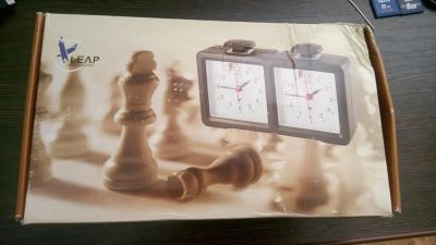 Лот: 7880873. Фото: 1. Шахматные часы. Шахматы, шашки, нарды