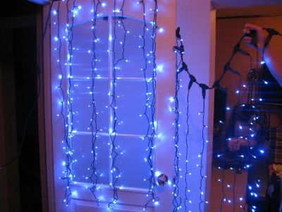 Лот: 6655782. Фото: 1. Электрическая гирлянда LED , штора... Гирлянды, шарики, новогодние аксессуары