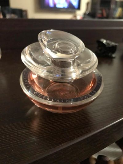 Лот: 8729702. Фото: 1. Guerlain Insolence оригинал. Женская парфюмерия