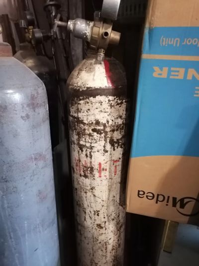Лот: 23230468. Фото: 1. Баллон ацетилена. Баллоны, газ в баллонах