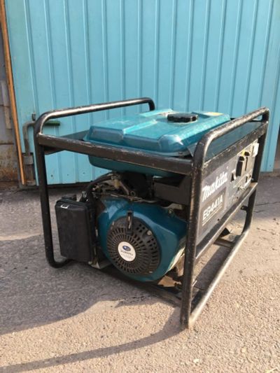 Лот: 11350059. Фото: 1. Бензиновый генератор Makita EG441A. Бензо-, мотоинструмент