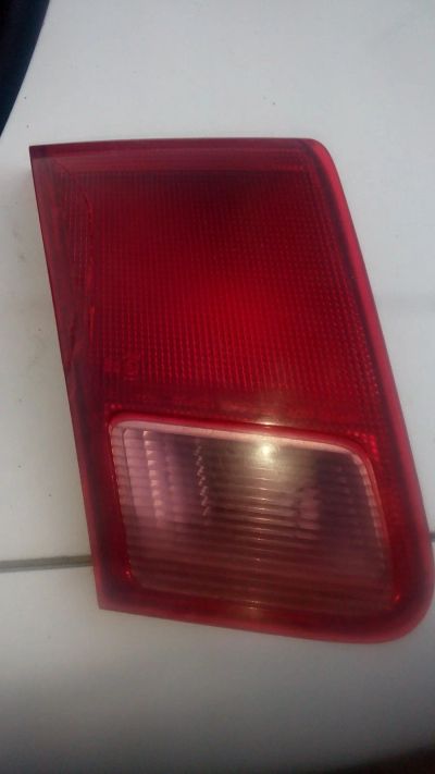 Лот: 13889831. Фото: 1. Вставка багажника стоп civic ferio... Оптика и освещение