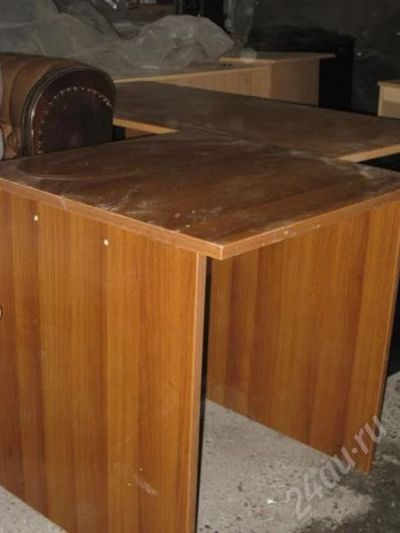 Лот: 344798. Фото: 1. Продам стол офисный, маленький. Красноярск