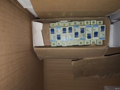 Лот: 14967165. Фото: 1. Дифференциальный автомат Узола... Автоматы, пакетники, предохранители