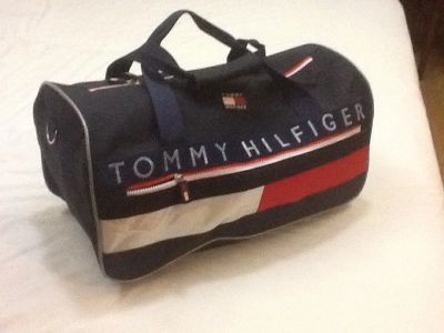 Лот: 3955131. Фото: 1. Сумка спортивная, дорожная Tommy... Сумки