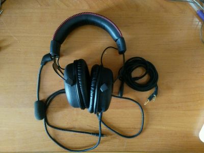 Лот: 11439920. Фото: 1. Геймерская гарнитура HyperX Cloud... Наушники, гарнитуры