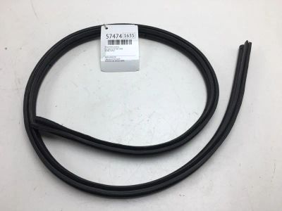 Лот: 20398796. Фото: 1. Уплотнитель капота Kia Spectra... Кузов