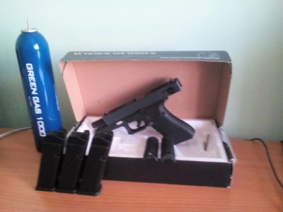Лот: 5513369. Фото: 1. Пистолет WE Glock 18C Gen4 + 2... Пейнтбол, страйкбол