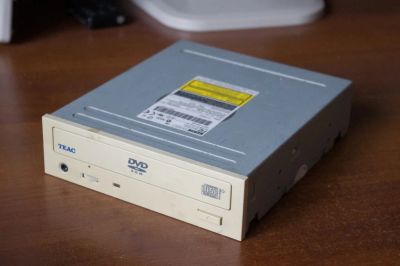 Лот: 6150294. Фото: 1. TEAC DW-552G. Приводы CD, DVD, BR, FDD