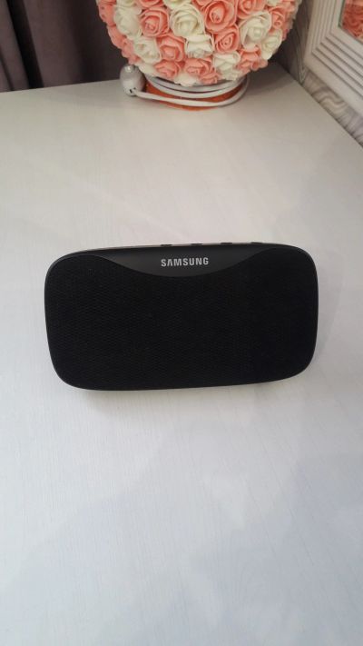 Лот: 17379209. Фото: 1. Калонка портативная samsung оригинал. Портативные, беспроводные колонки