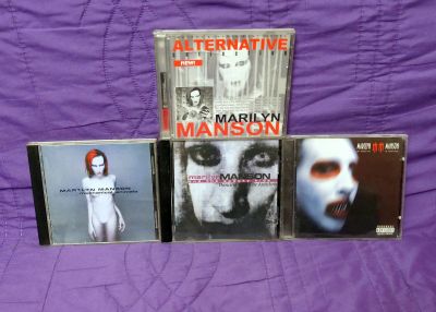 Лот: 12047592. Фото: 1. Альбомы Marilyn Manson: the golden... Аудиозаписи