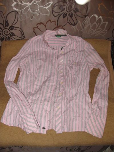 Лот: 6580790. Фото: 1. рубашка Benetton 44 46 размер. Блузы, рубашки, водолазки