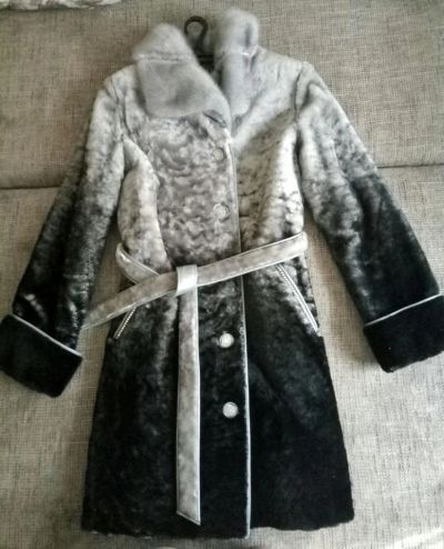 Лот: 10484660. Фото: 1. Шуба мутоновая. Верхняя одежда