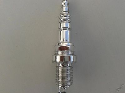 Лот: 5692047. Фото: 1. хромированная свеча зажигания. Сувенирные мелочи