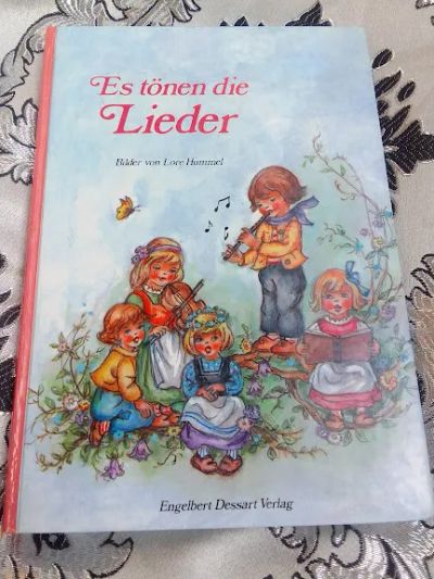 Лот: 20862495. Фото: 1. Es tönen die Lieder by Bilder... Художественная для детей