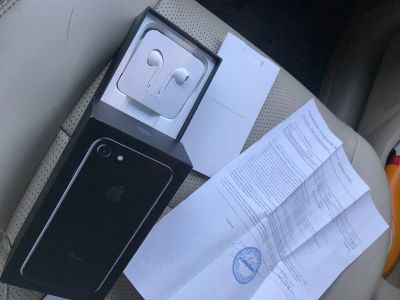 Лот: 16956932. Фото: 1. iPhone 7 128gb black onix. Смартфоны