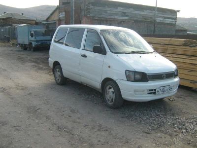 Лот: 1743760. Фото: 1. продам TOYOTA lite ace. Автомобили