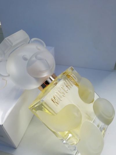 Лот: 3247968. Фото: 1. Moschino Toy ll Eau de Parfum. Женская парфюмерия