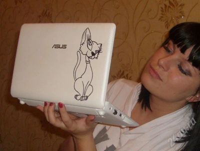 Лот: 725273. Фото: 1. Ноутбук ASUS Eee Pc 1005PE белый. Ноутбуки