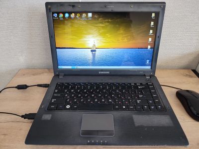 Лот: 25373087. Фото: 1. Ноутбук Samsung R428. Ноутбуки