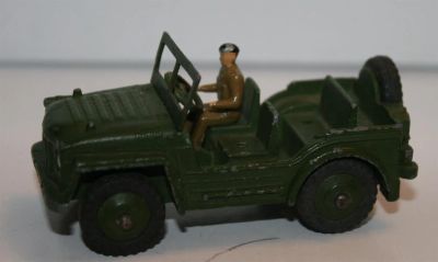 Лот: 3712356. Фото: 1. Металлическая модель Dinky Toys... Игрушки