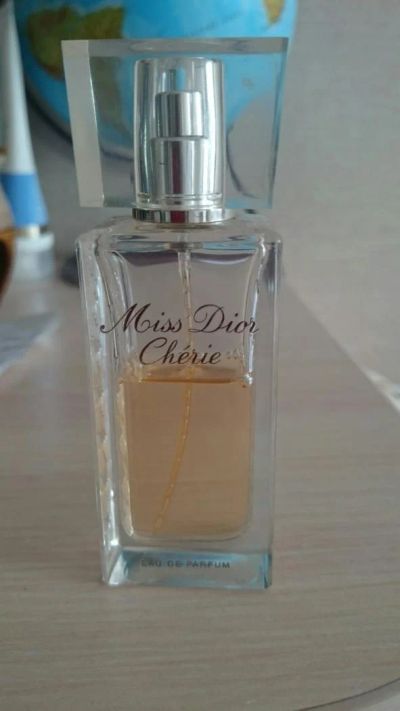 Лот: 9787884. Фото: 1. Парфюм Miss Dior cherie. Женская парфюмерия