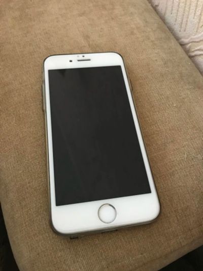 Лот: 10268092. Фото: 1. IPhone 6 16GB. Смартфоны