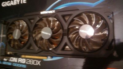 Лот: 6291390. Фото: 1. Видеокарта R9 280X. Видеокарты