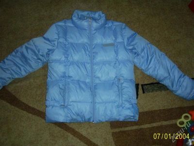 Лот: 933837. Фото: 1. продам куртку. Другое (женская одежда)