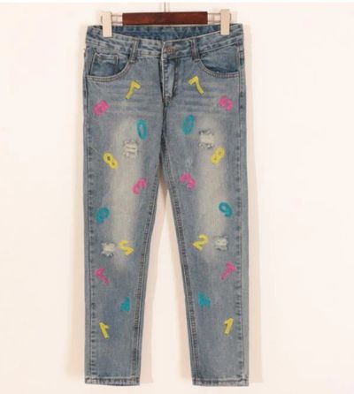 Лот: 7551214. Фото: 1. Модные джинсы с буквами на подростка... Брюки, шорты, джинсы