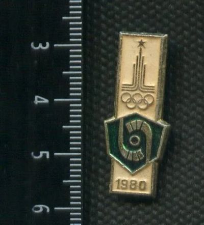 Лот: 15756336. Фото: 1. (№ 4852 ) значки спорт, Москва... Сувенирные