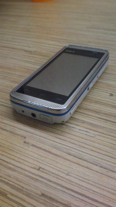 Лот: 3775807. Фото: 1. nokia 5530. Кнопочные мобильные телефоны