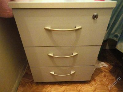 Лот: 2342147. Фото: 1. Тумба!. Стойки и тумбы для аппаратуры