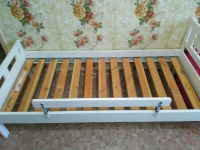 Лот: 12832163. Фото: 1. Кровать детская ikea с матрасом. Детские кровати и кроватки