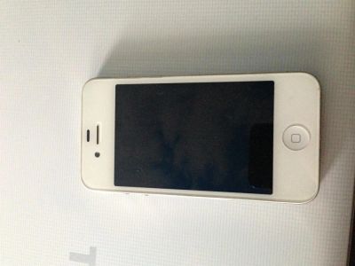 Лот: 3453572. Фото: 1. IPhone 4. Смартфоны