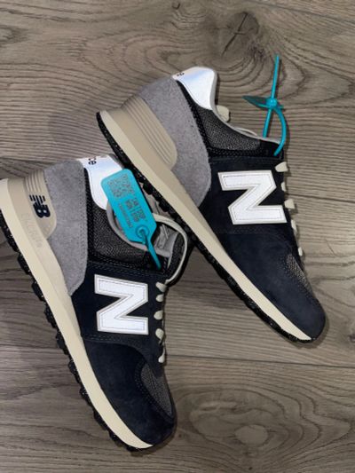 Лот: 22555788. Фото: 1. Кроссовки new balance 574. Кеды, кроссовки, слипоны