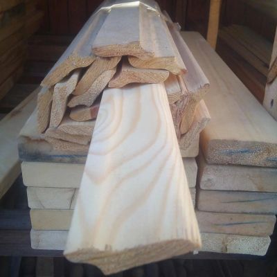 Лот: 11389886. Фото: 1. Плинтус 16*46*500 Сосна / Галтель... Напольные покрытия