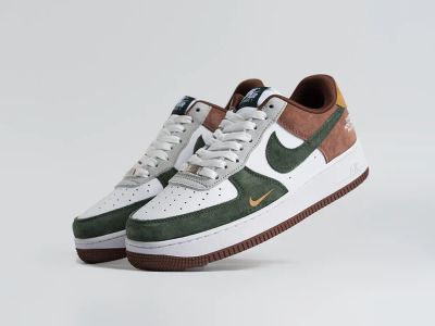 Лот: 25357733. Фото: 1. Кроссовки Gucci x The North Face... Кеды, кроссовки, слипоны