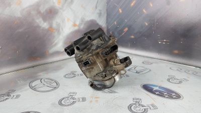 Лот: 23588945. Фото: 1. Трамблер Mitsubishi Galant 4G93... Электрооборудование