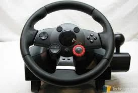 Лот: 4999927. Фото: 1. Руль Logitech Driving Force GT... Аксессуары для игровых приставок, консолей, геймпады