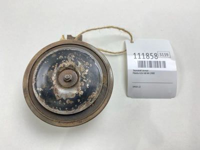 Лот: 25356714. Фото: 1. Звуковой сигнал Mazda 626 1980... Двигатель и элементы двигателя
