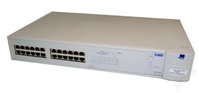Лот: 3744970. Фото: 1. Коммутатор 3Com 3300. Маршрутизаторы (роутеры)