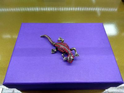 Лот: 13325113. Фото: 1. Брошь "Ящерица". Броши