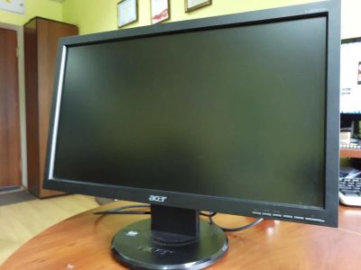 Лот: 11388114. Фото: 1. Монитор широкоформатный Acer V193. ЖК-мониторы