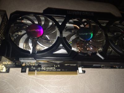 Лот: 6217092. Фото: 1. GeForce GTX 770 2Gb Gigabyte неисправно... Видеокарты