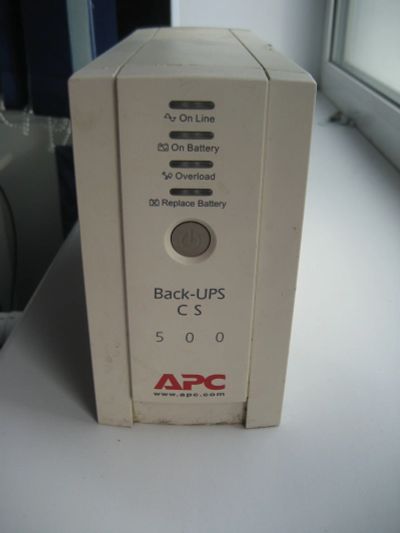 Лот: 16691007. Фото: 1. ИБП APC Back-UPS CS 500VA. ИБП, аккумуляторы для ИБП