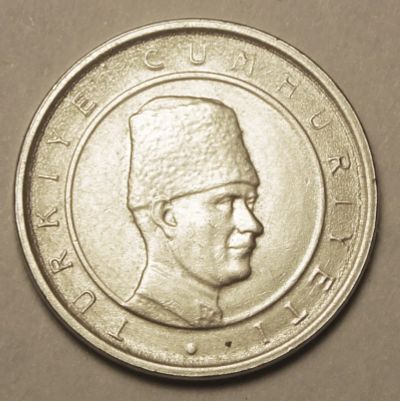 Лот: 3783503. Фото: 1. Турция.100000 лир 2003 г.(371). Ближний восток